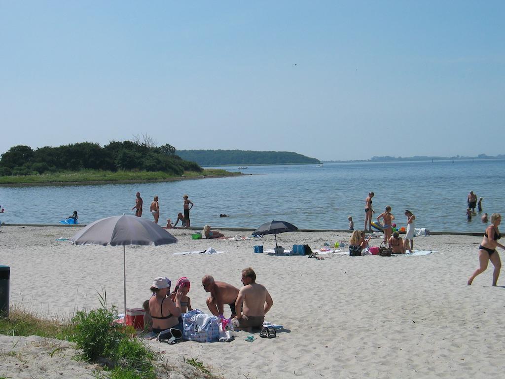 Nakskov Fjord Camping & Cottages Bagian luar foto